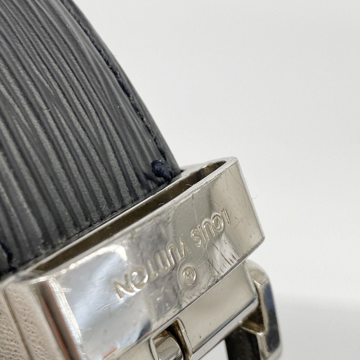 ルイヴィトン　サンチュール クラシック M6833 エピ　ベルト 黒　ノワール 楽天市場】ルイ ヴィトン LOUIS VUITTON ベルト エピ サン