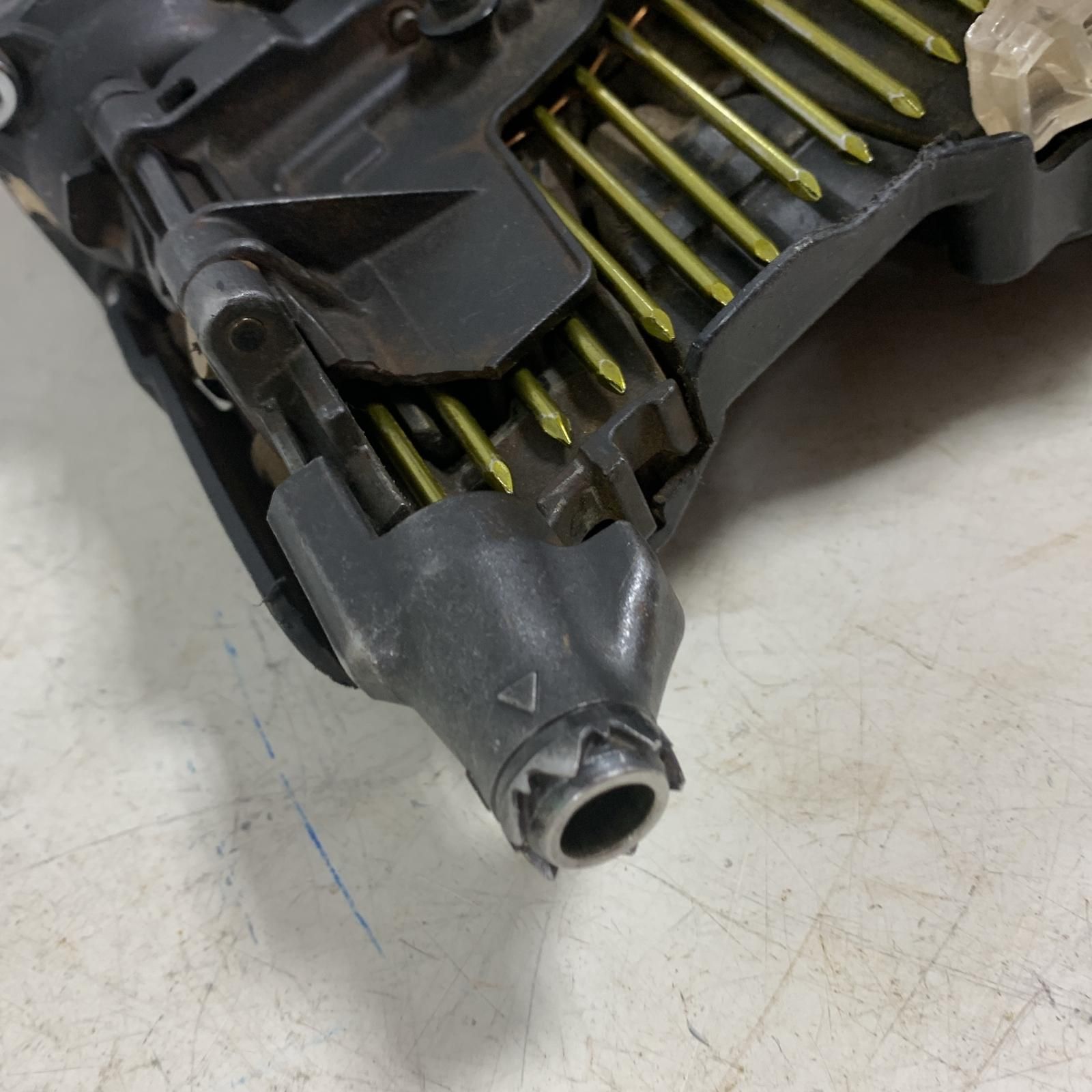 マックス エア釘打ち機