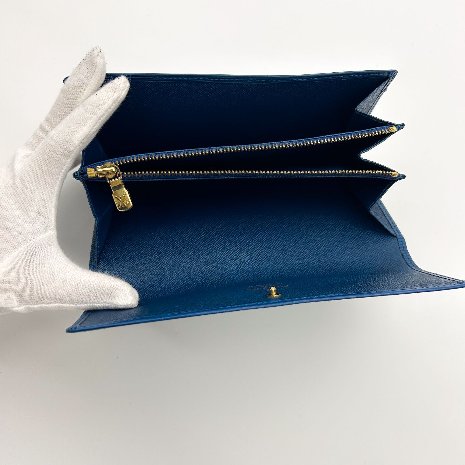 LOUIS VUITTON ポシェット ポルトモネクレディ エピ レザー 長財布 ルイヴィトン エピ ポシェット・ポルト モネ・クレディ 長財布 M63592