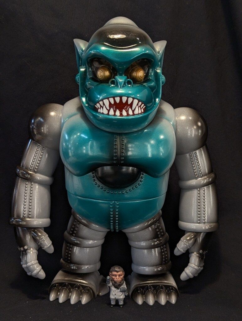 UNKNOWN MAKER TOYS Robot Gorilla APE HUNTER グレー成型