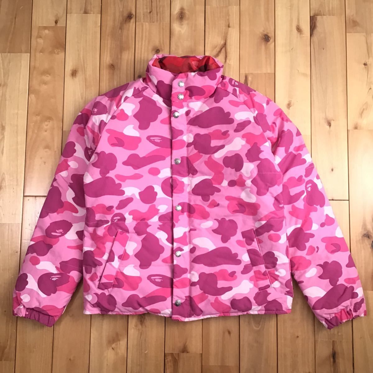 リバーシブル ダウンジャケット Pink camo BAPE ベイプ ape - メルカリ