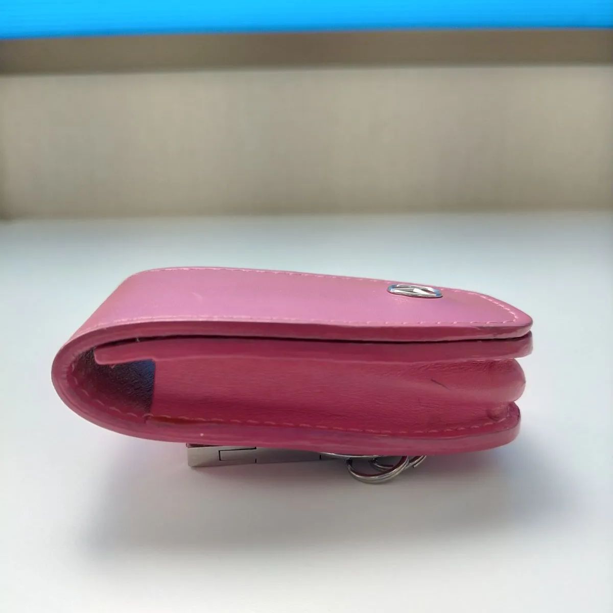 CR2-006　メルセデスベンツ　純正レザーキーケース　ピンク　中古品