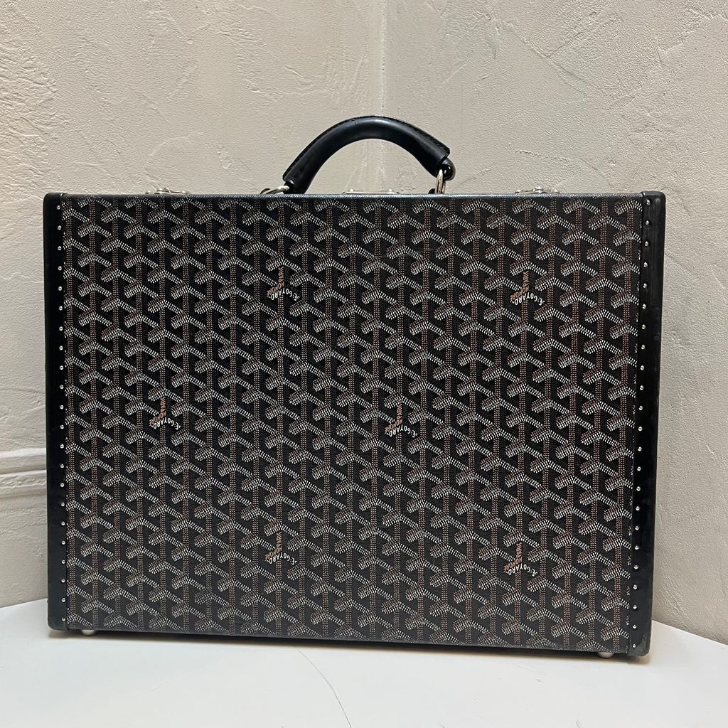 良品 コーチ ブリーフケーネイビーサフィアーノレザー メトロポリタン