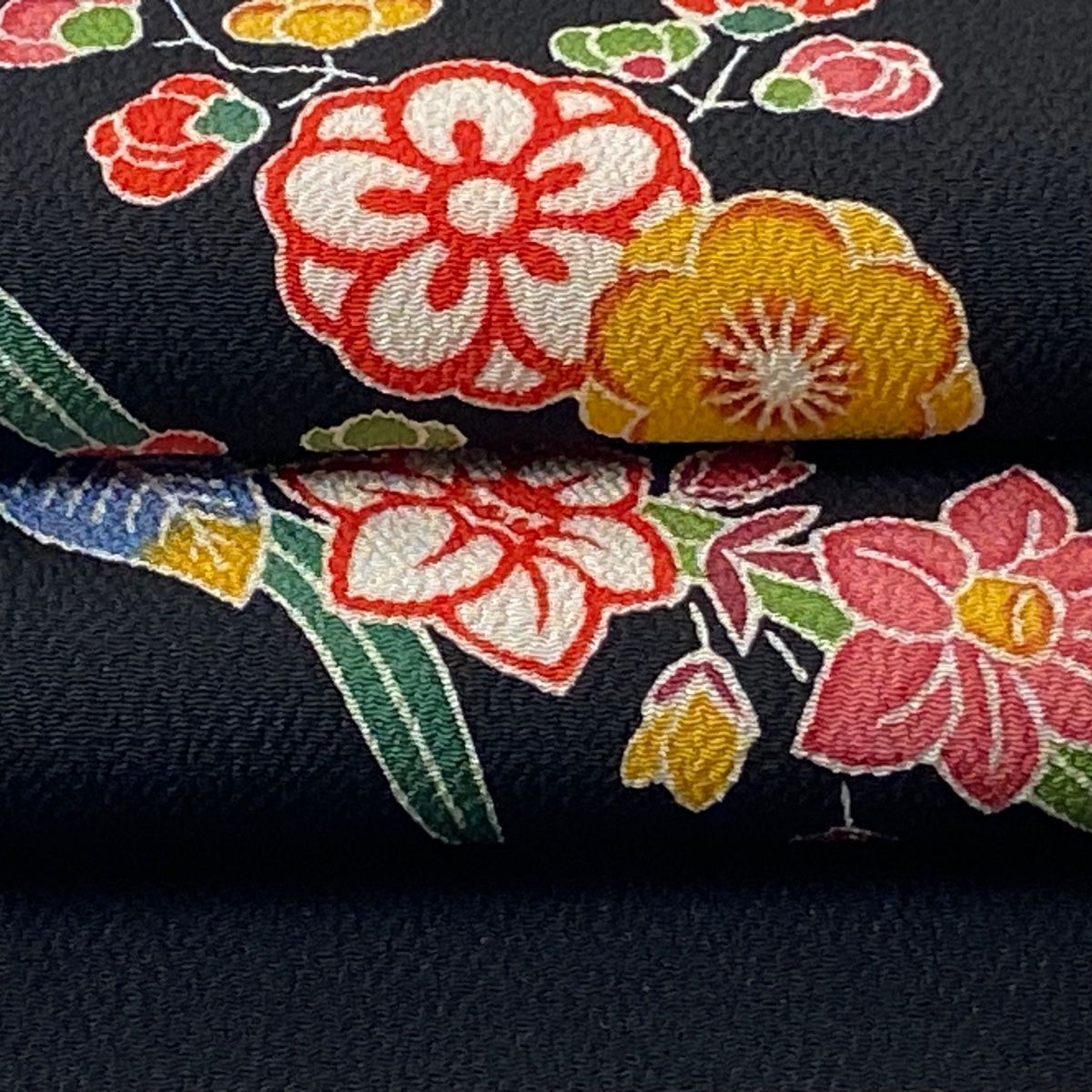 開き名古屋帯 美品 逸品 栗山吉三郎 落款 枝梅 椿 縮緬 黒 正絹