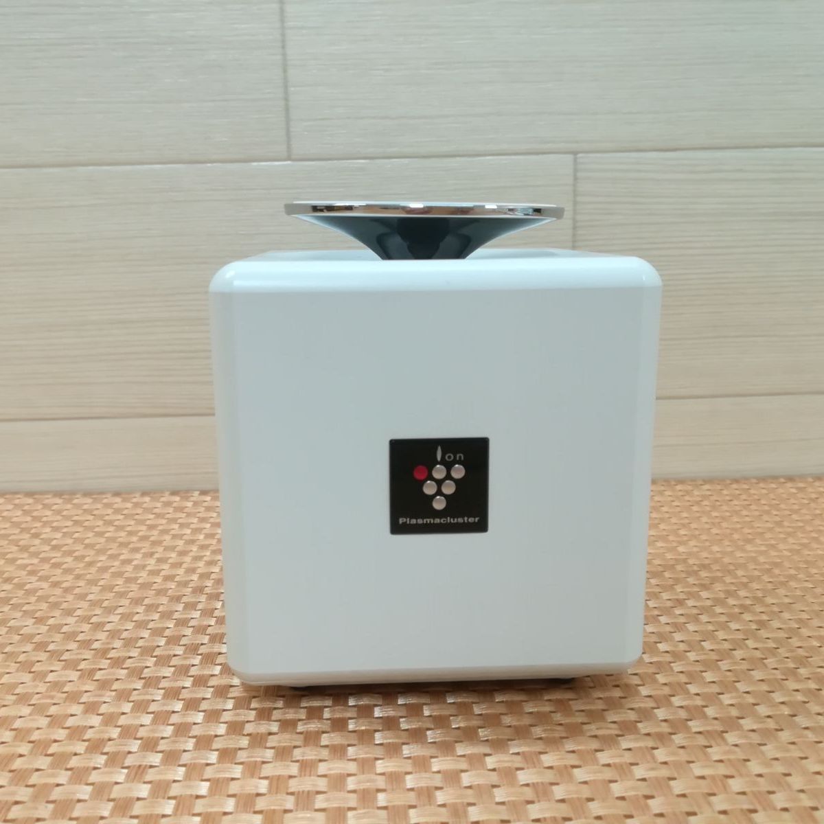 SHARP プラズマクラスター イオン発生機 IG-EX20-W 高濃度プラズマ