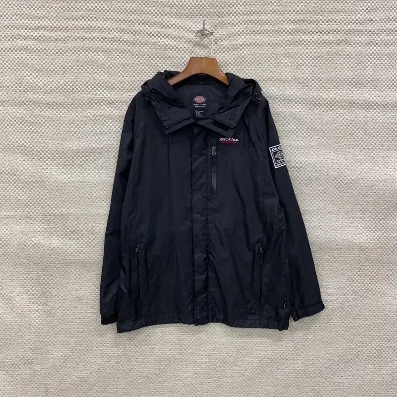 【雷市場（ポンジャン）商品韓国直送】 DICKIES(ディッキーズ) オールドスクール ウインドランナー ウインドブレーカー ジャケット 105 C00428