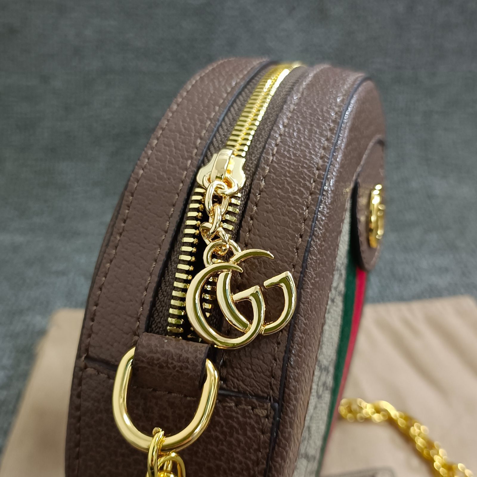 GUCCI オフディア　GGミニラウンドショルダーバッグ GUCCI♡オフィディア GG ミニ ラウンドショルダーバッグ 丸型 GUCCI