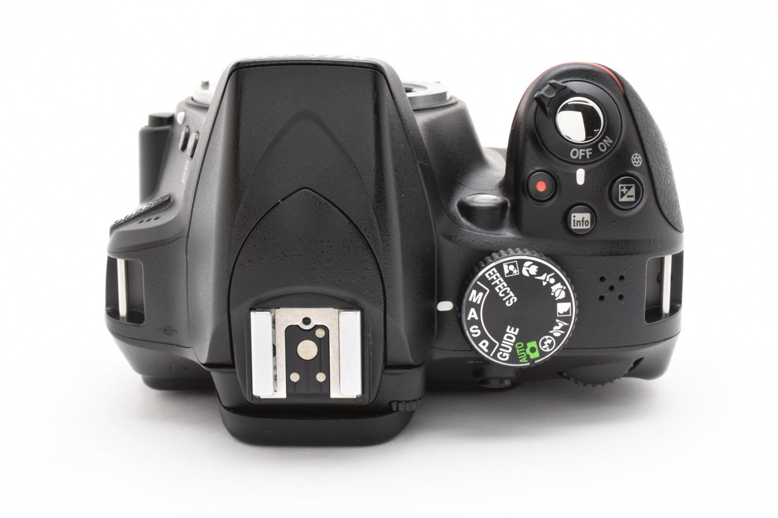 ★ショット数4812 枚・フラッシュ不動品★ニコン D3100ボディ#18471 ☆極上品☆ 【ショット数 11,775回】 ニコン NIKON D3300 ボディ