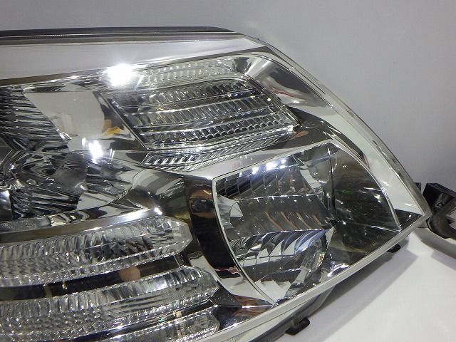 10アルファード ヘッドライト左右 HID ANH ストア MNH10/15 後期 58-15