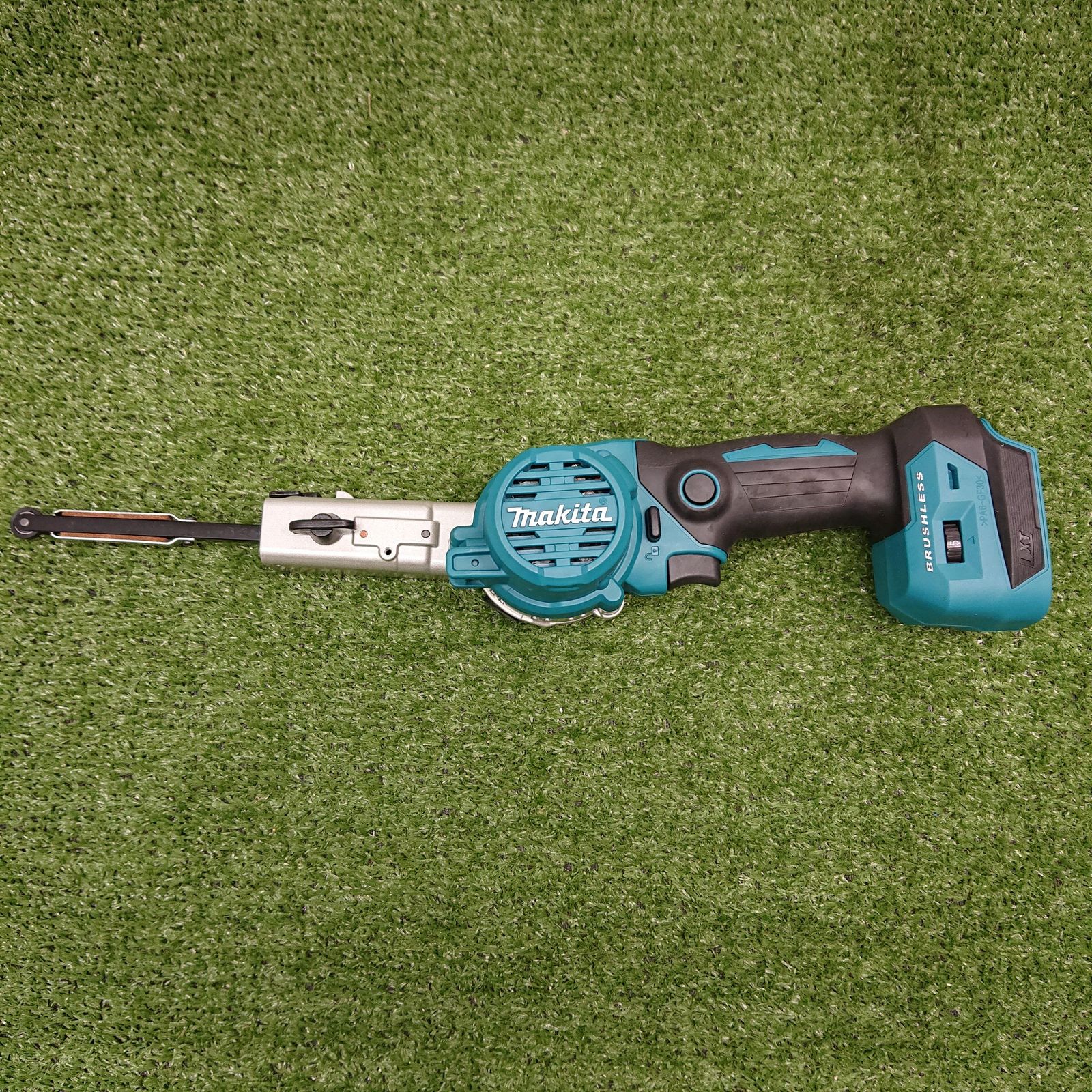 9mm充電式ベルトサンダー 18V