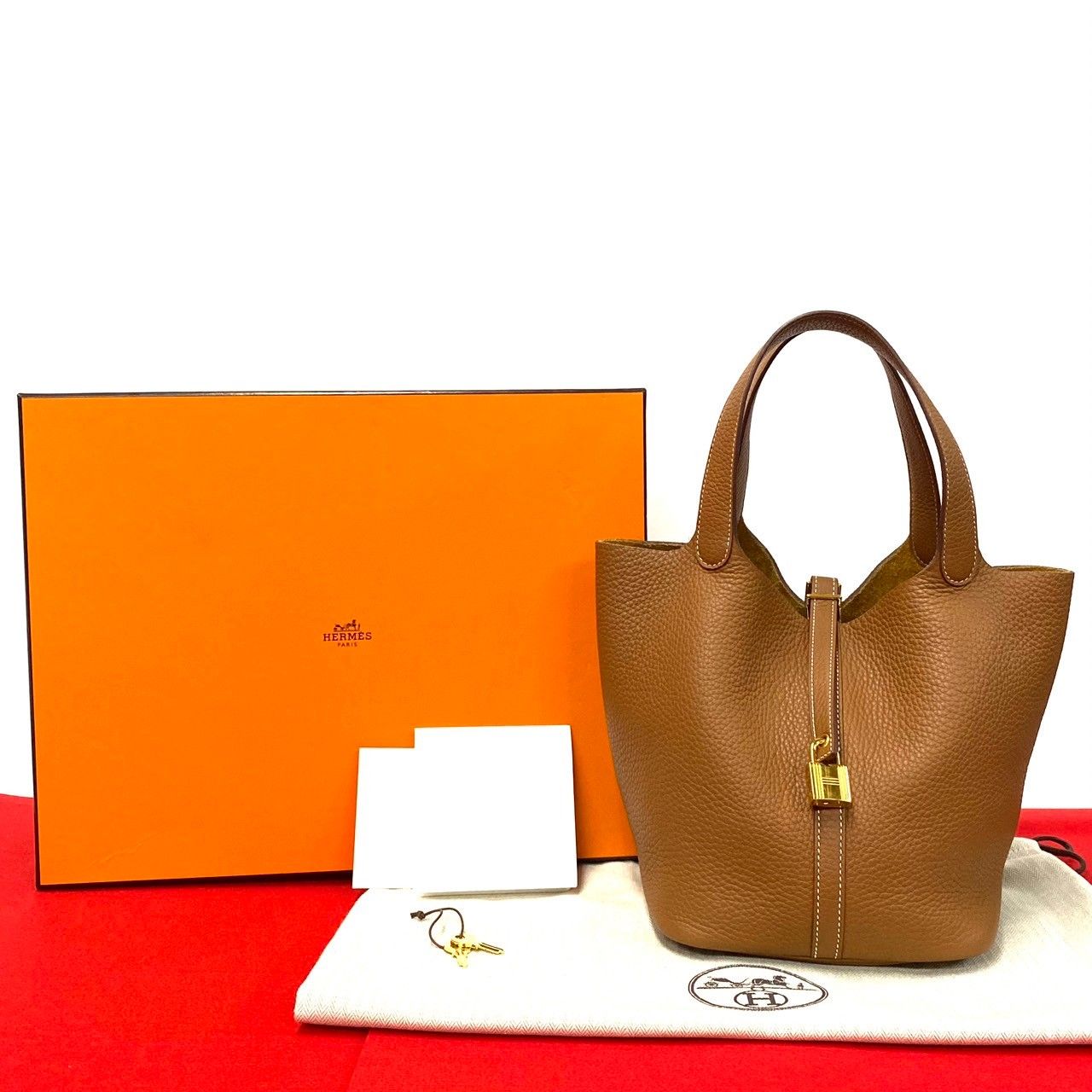 ほぼ未使用 保存箱 袋 付き HERMES エルメス B刻印 ピコタン ほぼ未使用 保存箱 袋 付き HERMES エルメス B刻印 ピコタン