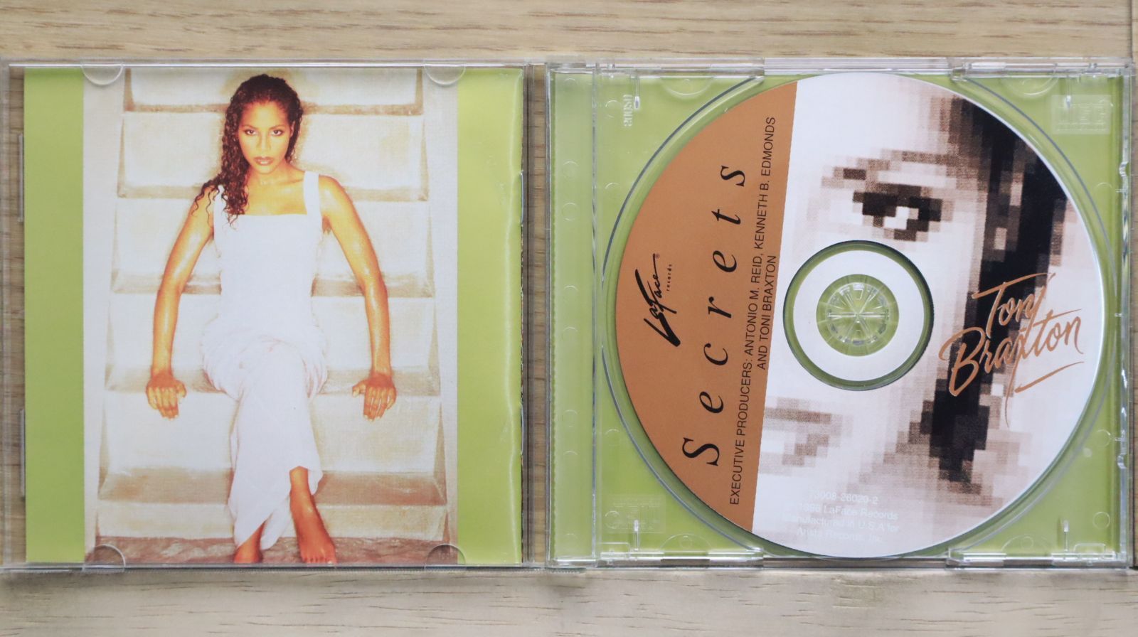 中古CD☆トニ・ブラクストン/Toni Braxton□ Secrets