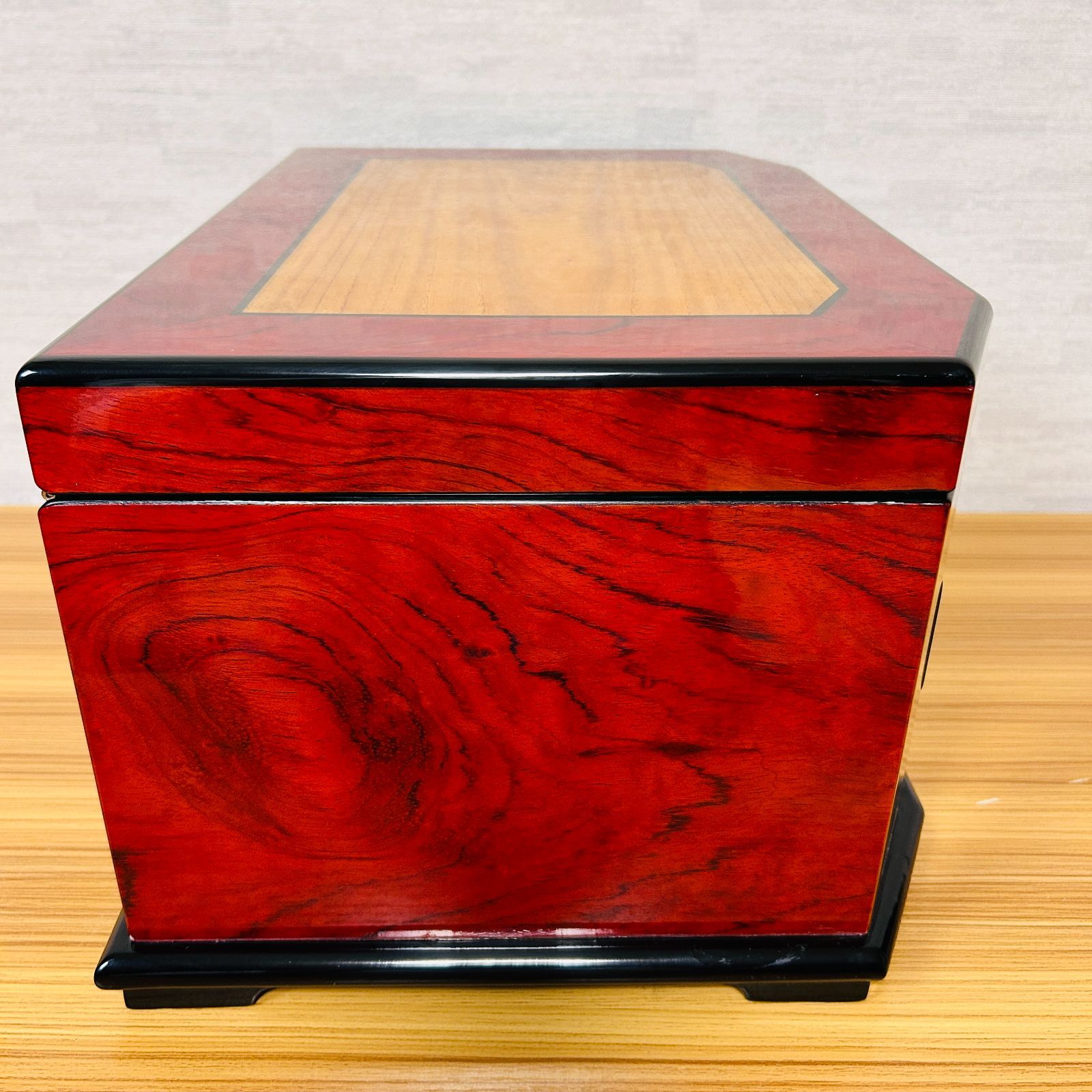 光沢仕上げ 大型