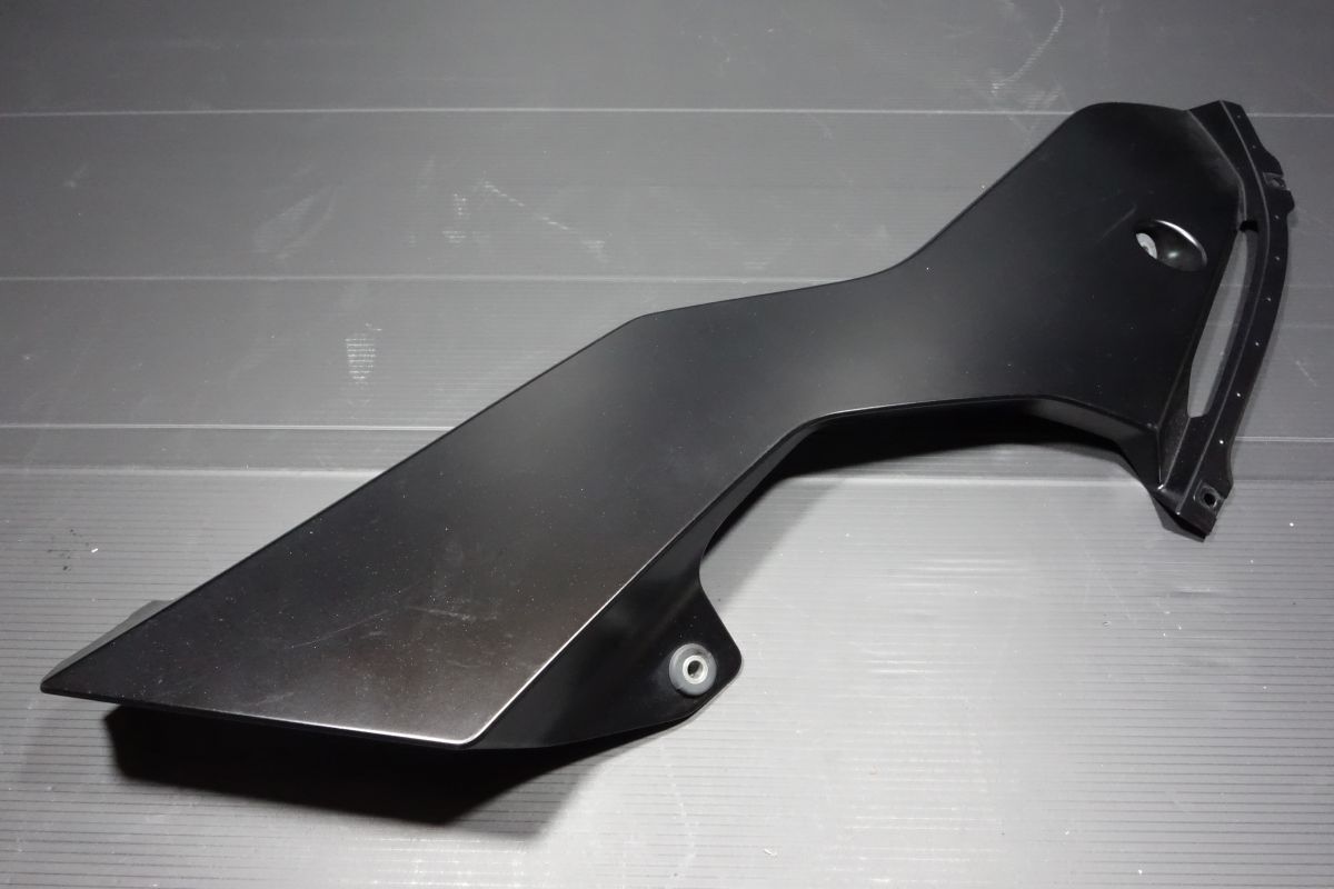 YZF-R6 アンダーカウル