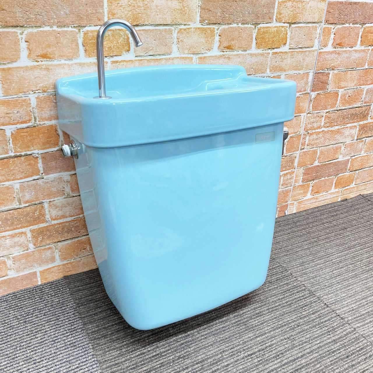 品 TOTO 洋式 トイレ便器 ロータンクと蓋のセット S517s ブルー系 5I091802
