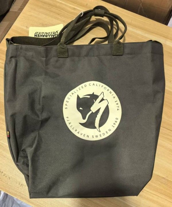 SPECIALIZED x FJALLRAVEN 2WAYトートバッグ