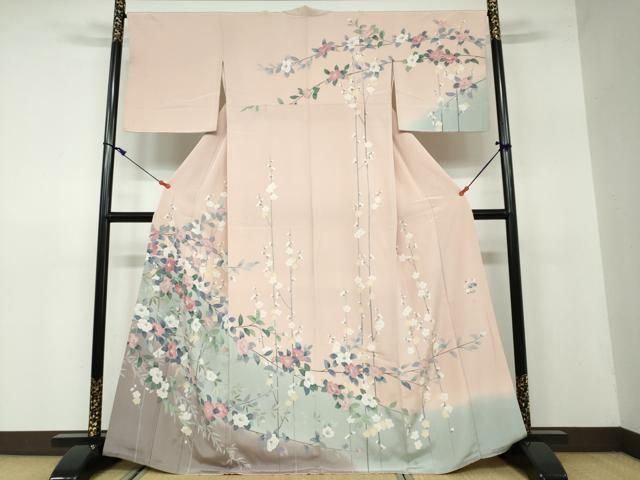 D498 訪問着　十日町友禅作家　林静穂　花びら　正絹　着物　袷　極美品 D498 訪問着 十日町友禅作家 林静穂 花びら 正絹 着物 袷 極美品