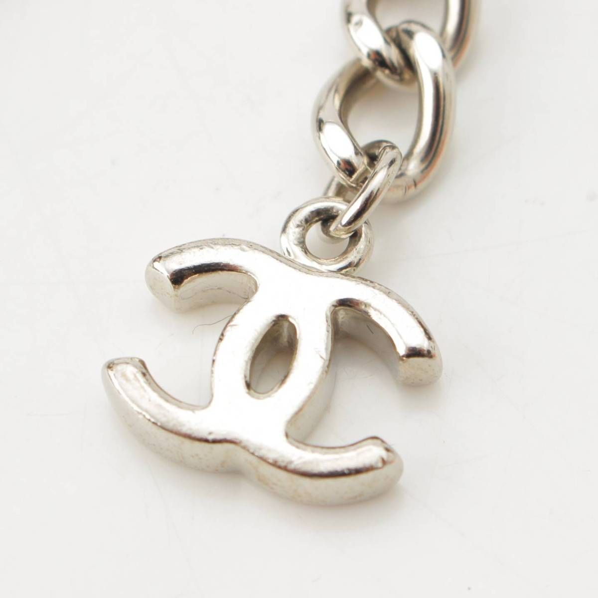 CHANEL❤️ シャネル　チェーンベルト　ロゴ 中古・古着通販】CHANEL (シャネル) ロゴチェーンベルト