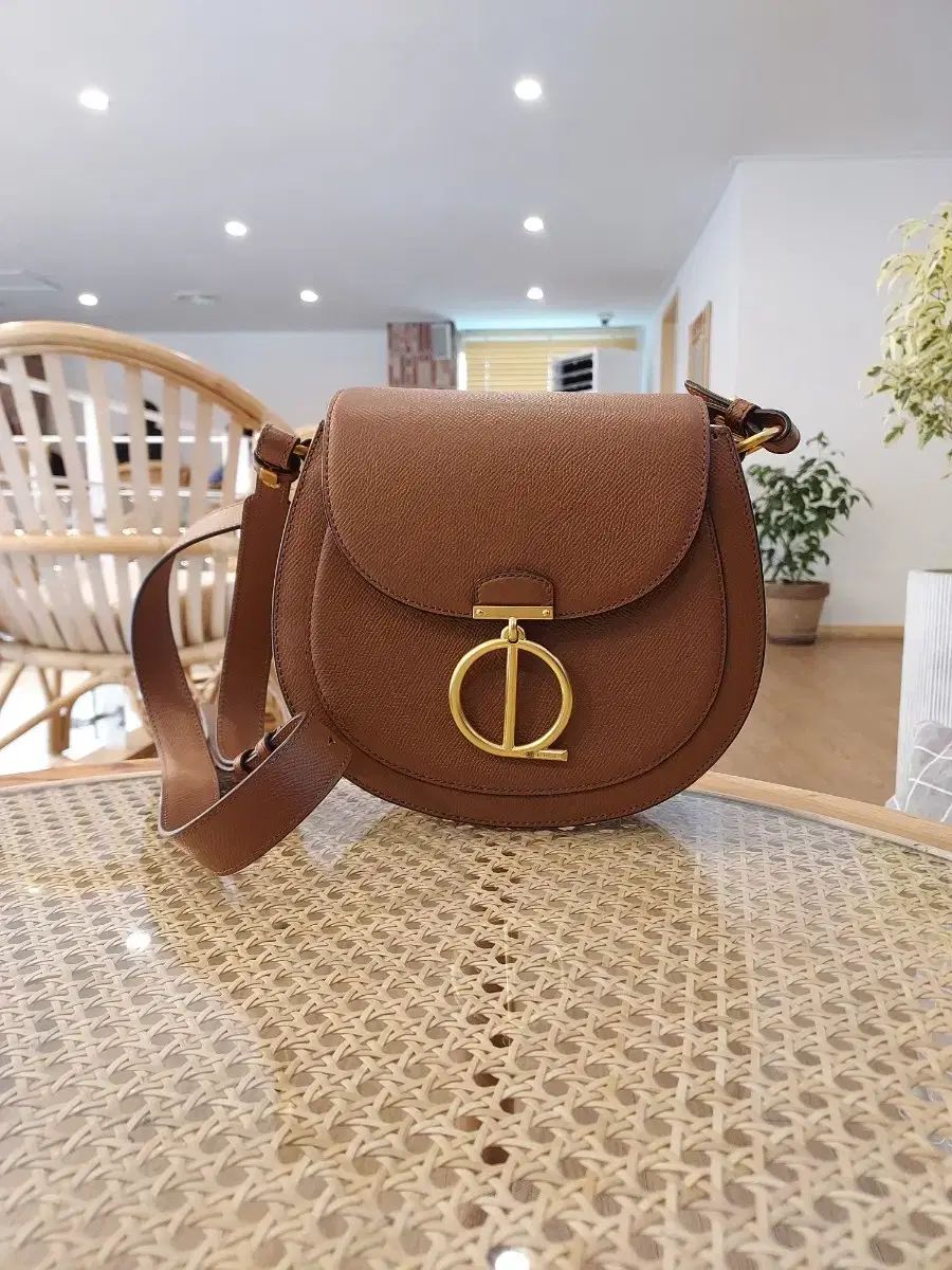 ◆正規美品セリーヌ CELINE　マカダム ブラゾン柄クラッチバッグ　ポーチ大 CELINE セリーヌ マカダム ブラゾン 模様 クラッチハンドバッグ