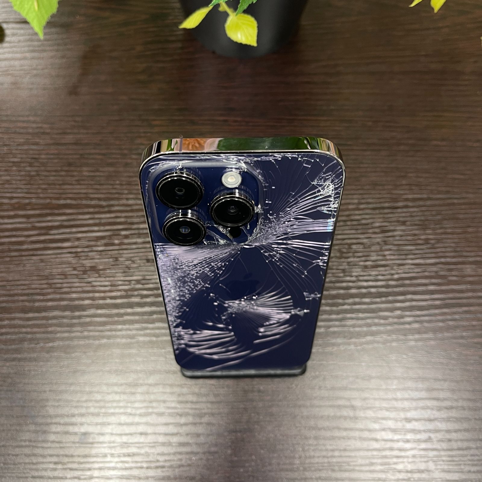 iPhone - 国内版SIMフリー★新品未使用☆iPhone14 Pro 256GB★パープル Amazon | 【整備済み品】 Apple iPhone 14 Pro 256GB ディープ