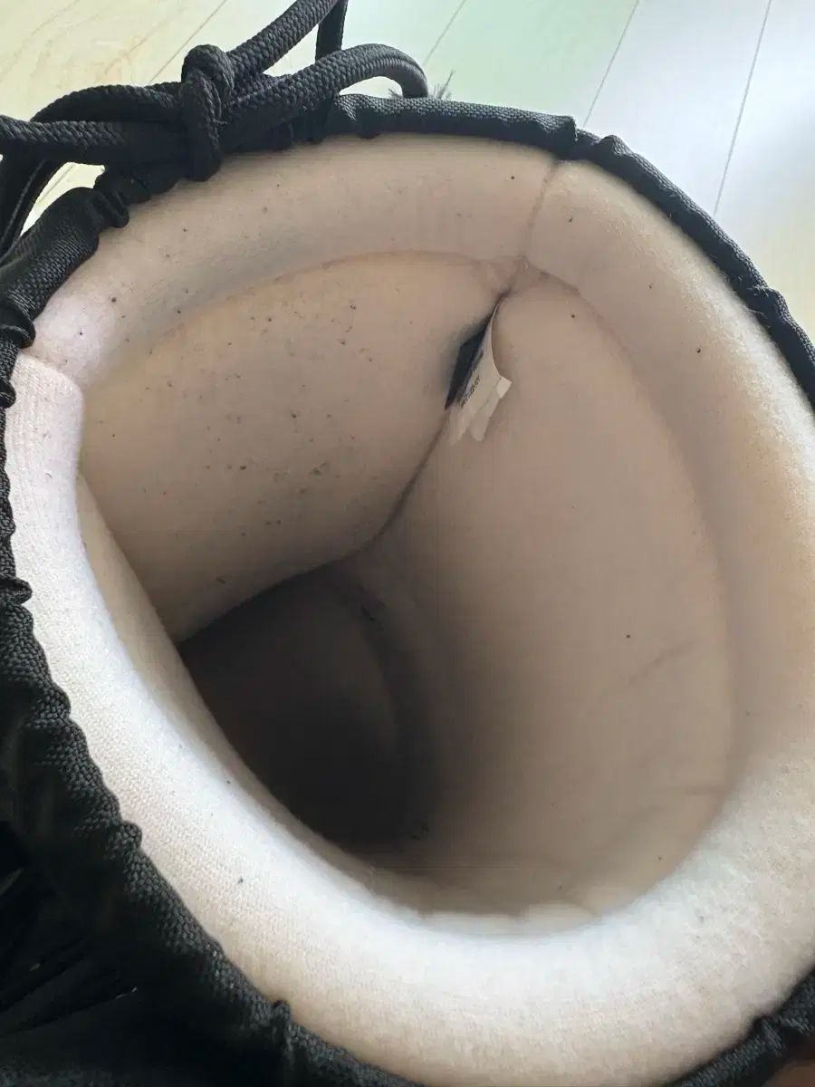 MOON BOOT