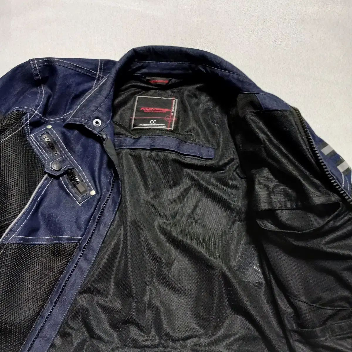 た*ん様 （未使用品）KOMINE メッシュデニムジャケット XL 即決 KOMINE XL 未使用 デニムメッシュジャケット コミネ パッド