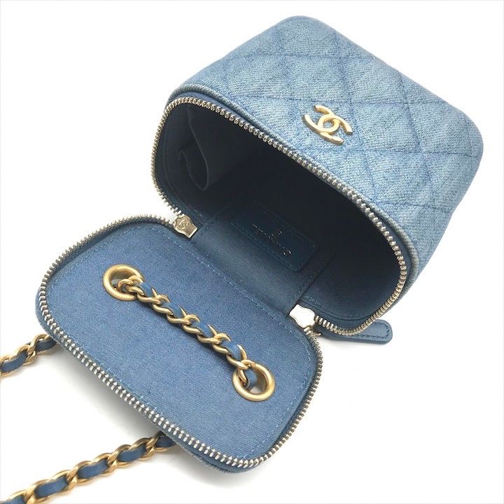 【美品】CHANEL マトラッセ ココマーク ショルダーバッグ 4番台 デニム CHANEL - 良品 CHANEL シャネル ココマーク マトラッセ デニム