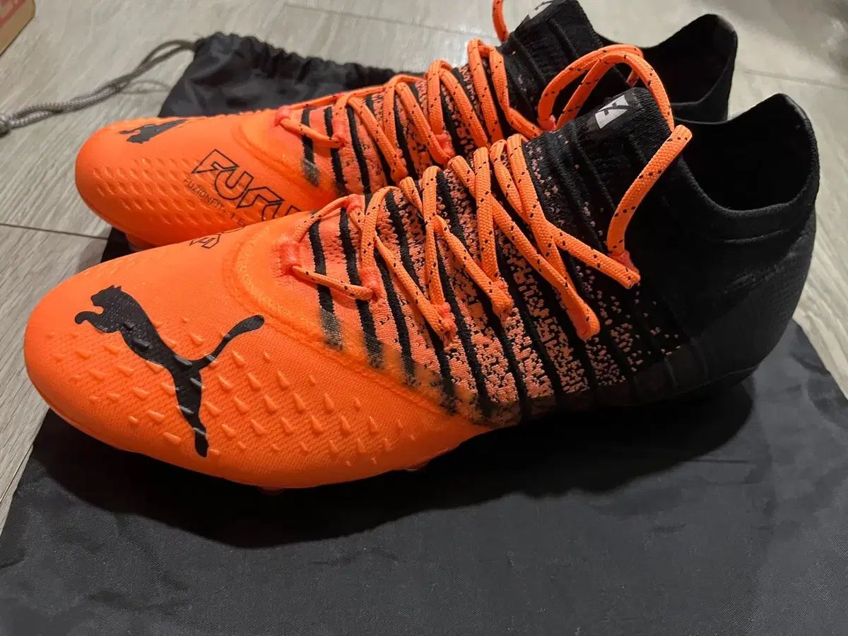 PUMA プーマ フューチャー ULTIMATE ケージ FG AG 275 サッカーシューズ