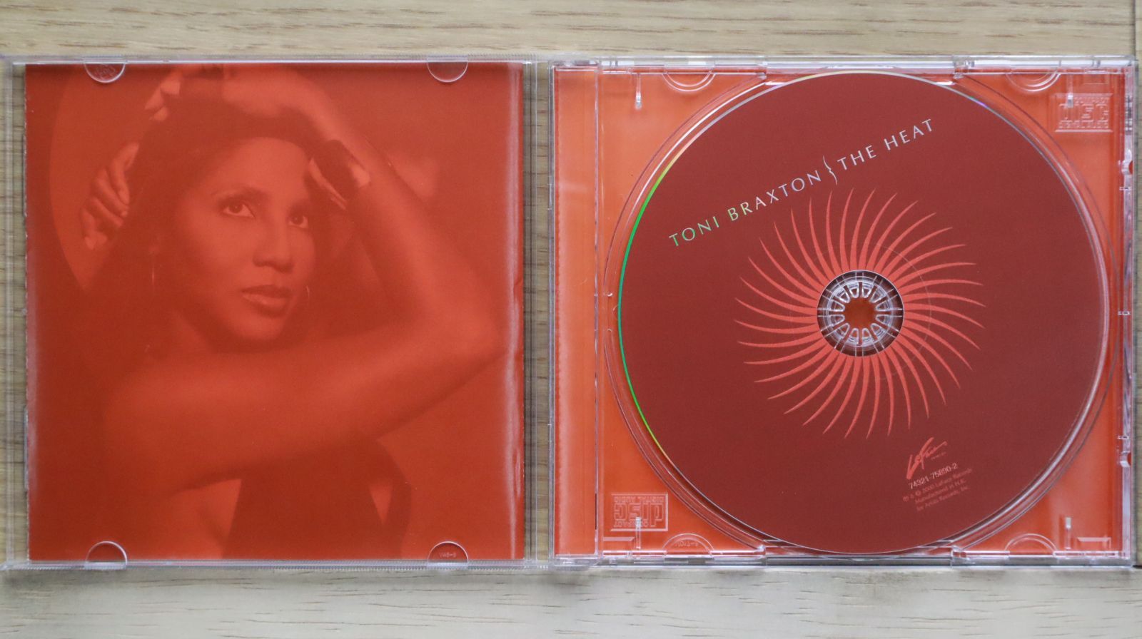 中古CD☆トニ・ブラクストン/Toni Braxton□ Heat 【74321758902 中古CD☆トニ・ブラクストン/Toni Braxton□ Heat 【74321758902