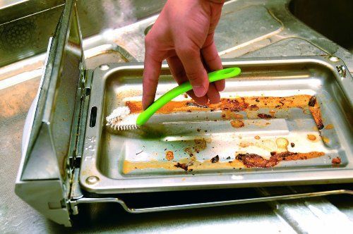 ガンコな汚れに 魚焼きグリルブラシ