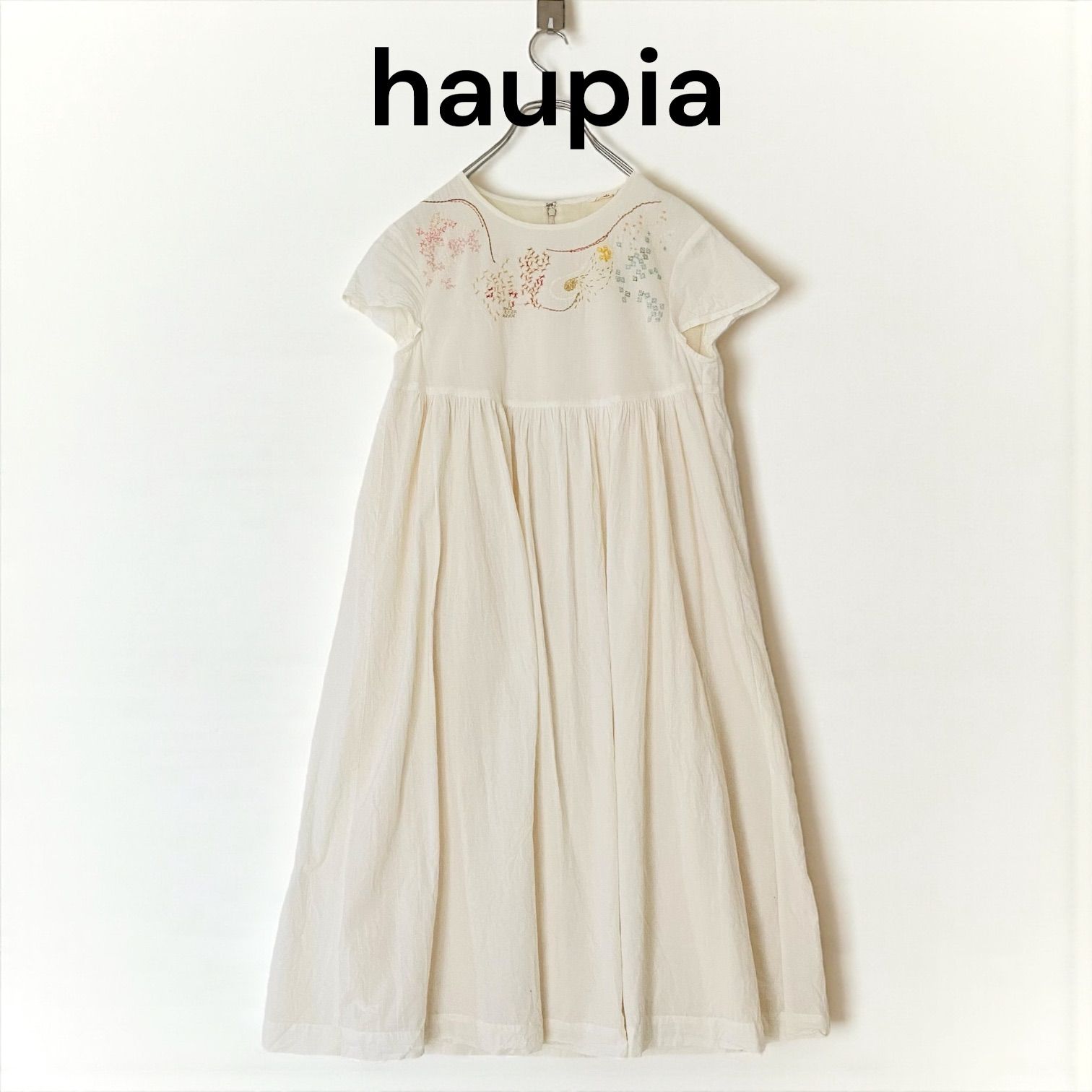 haupia ハウピア 刺繍 ロングワンピース 半袖 ベージュ - メルカリ