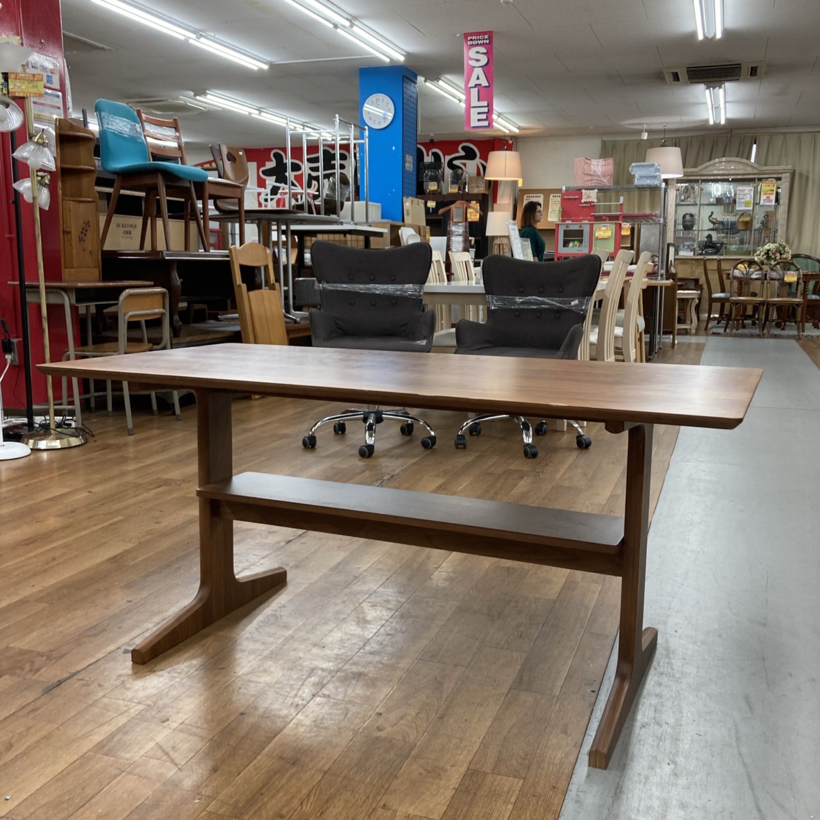 名古屋市近郊送料設置無料 S710 MUJI 無印 リビングでもダイニングでも使えるテーブル 幅130cm