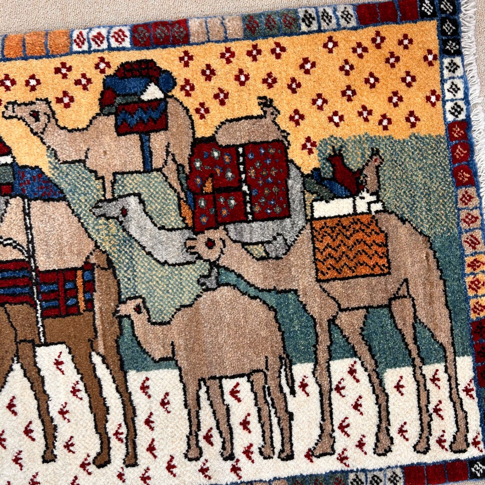 草木染め チェリーベアギャッベ