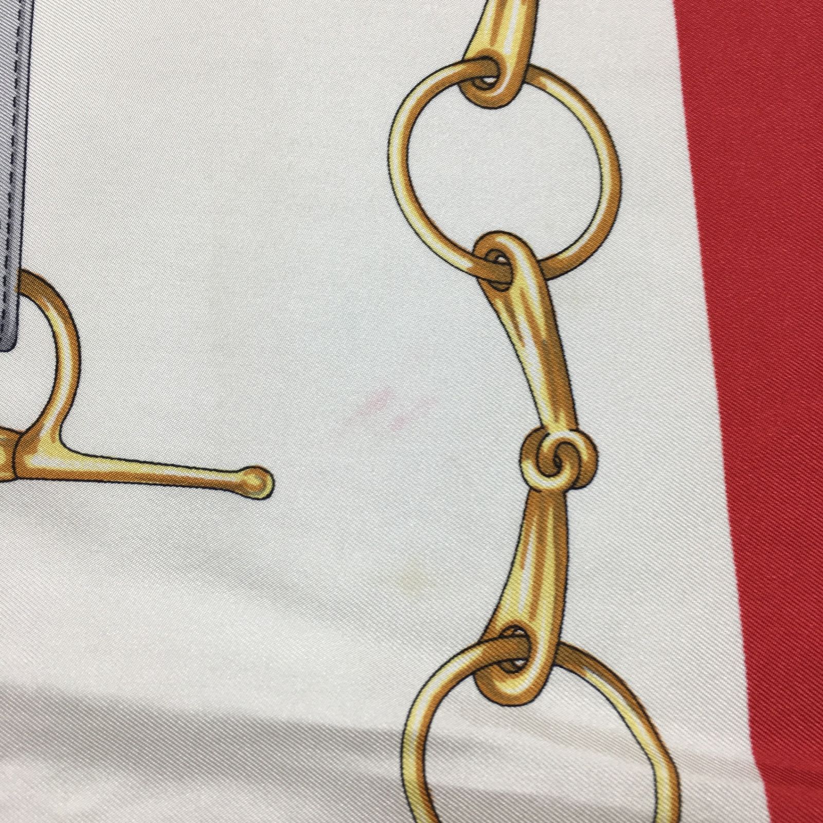 2508-265｜美品｜セリーヌ スカーフ レッド ホースビット タグあり  