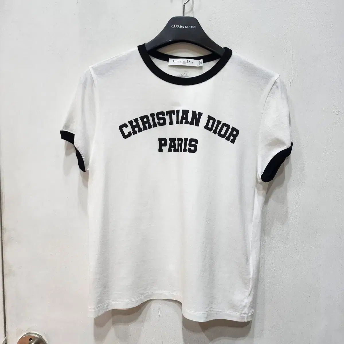 クリスチャンディオール Christian Dior ロゴ 半袖 tシャツ　ロゴ クリスチャン・ディオール ロゴ Tシャツ ピンク きらきら シャツ