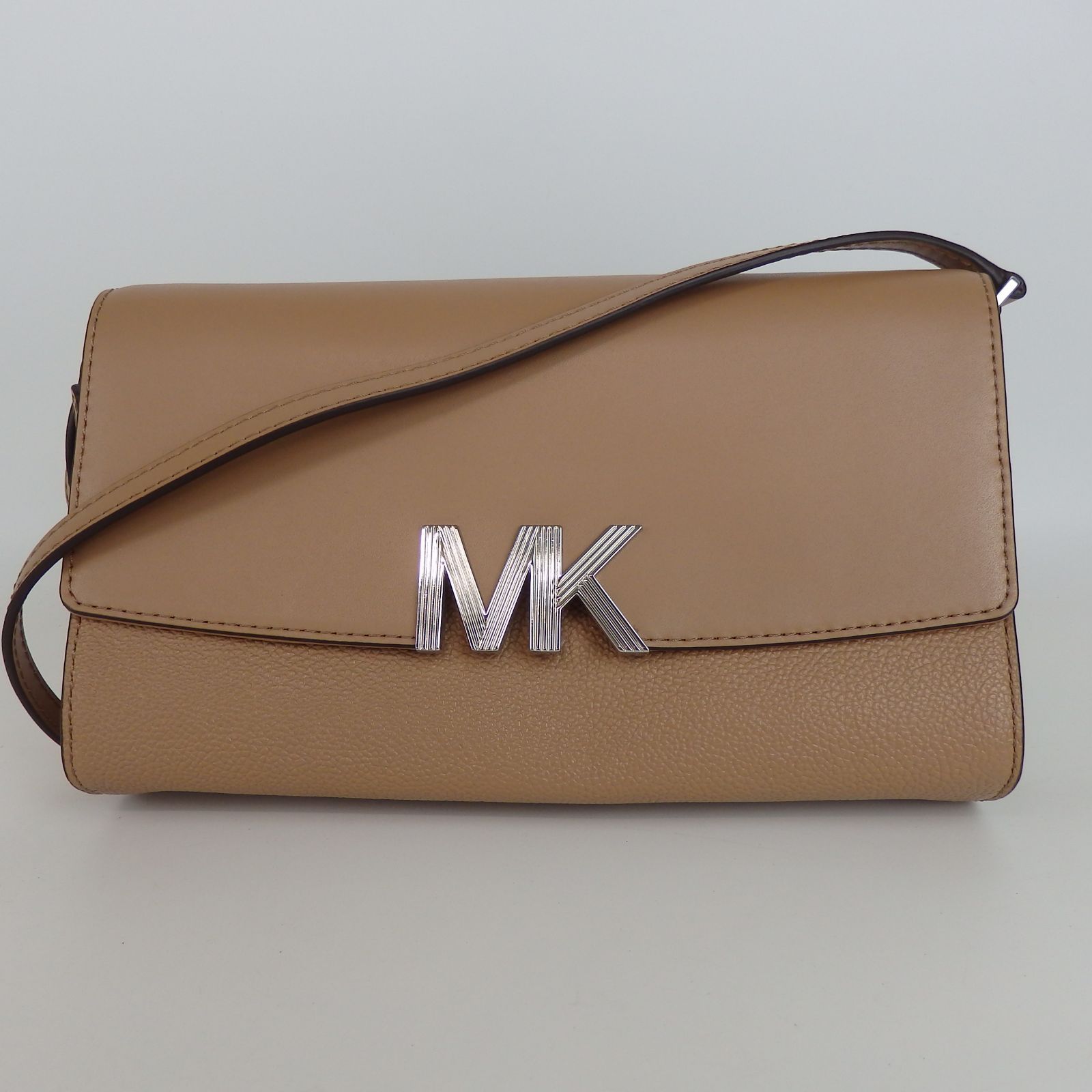 Michael Kors マイケルコース ロゴ ショルダーバッグ レザー