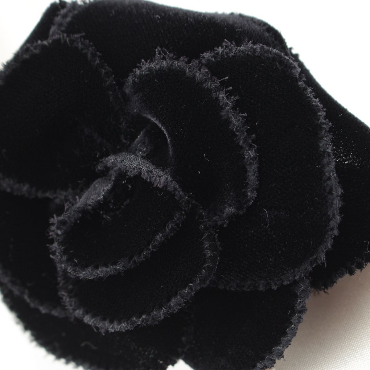 CHANEL カメリア　リボン　バレッタ　黒 CHANEL - シャネル バレッタ □ カメリア リボン ブラック