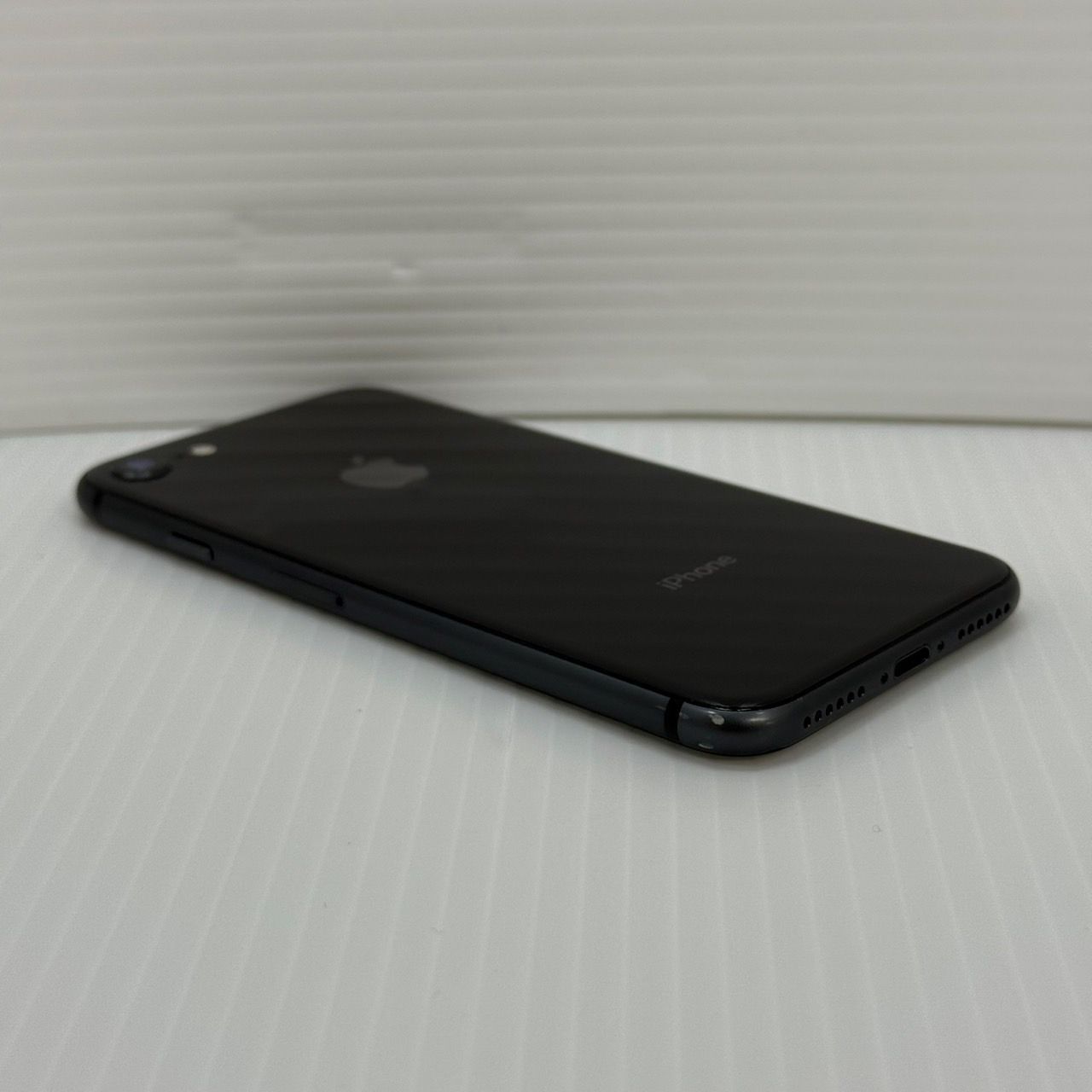 SIMロック解除済み iPhone 8 スペースグレイ 本体 Amazon | 【整備済み品】 Apple iPhone 8 64GB スペースグレー