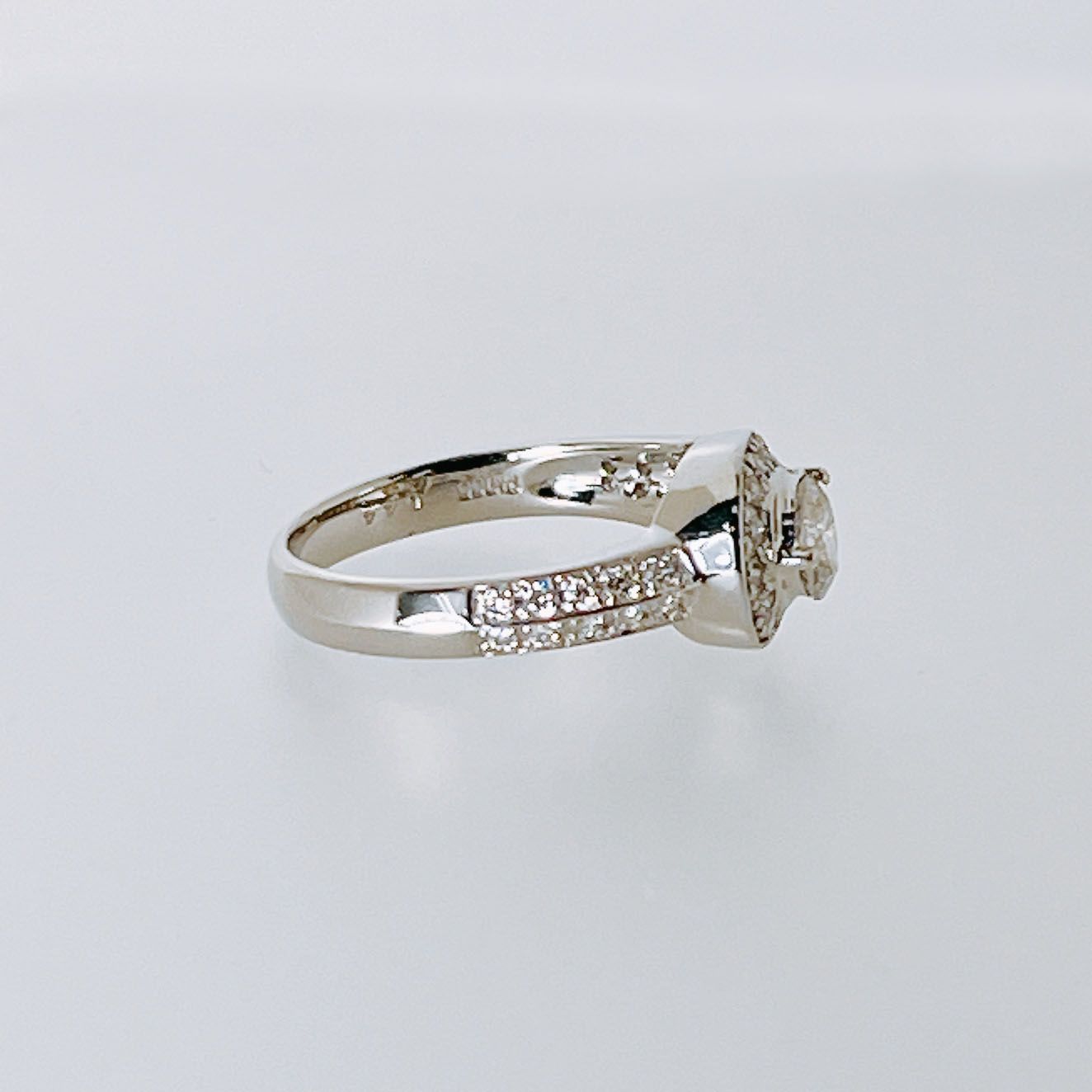 新品✨ [PT900 0.4ct天然ダイヤモンドリング/指輪]結婚指輪 婚約