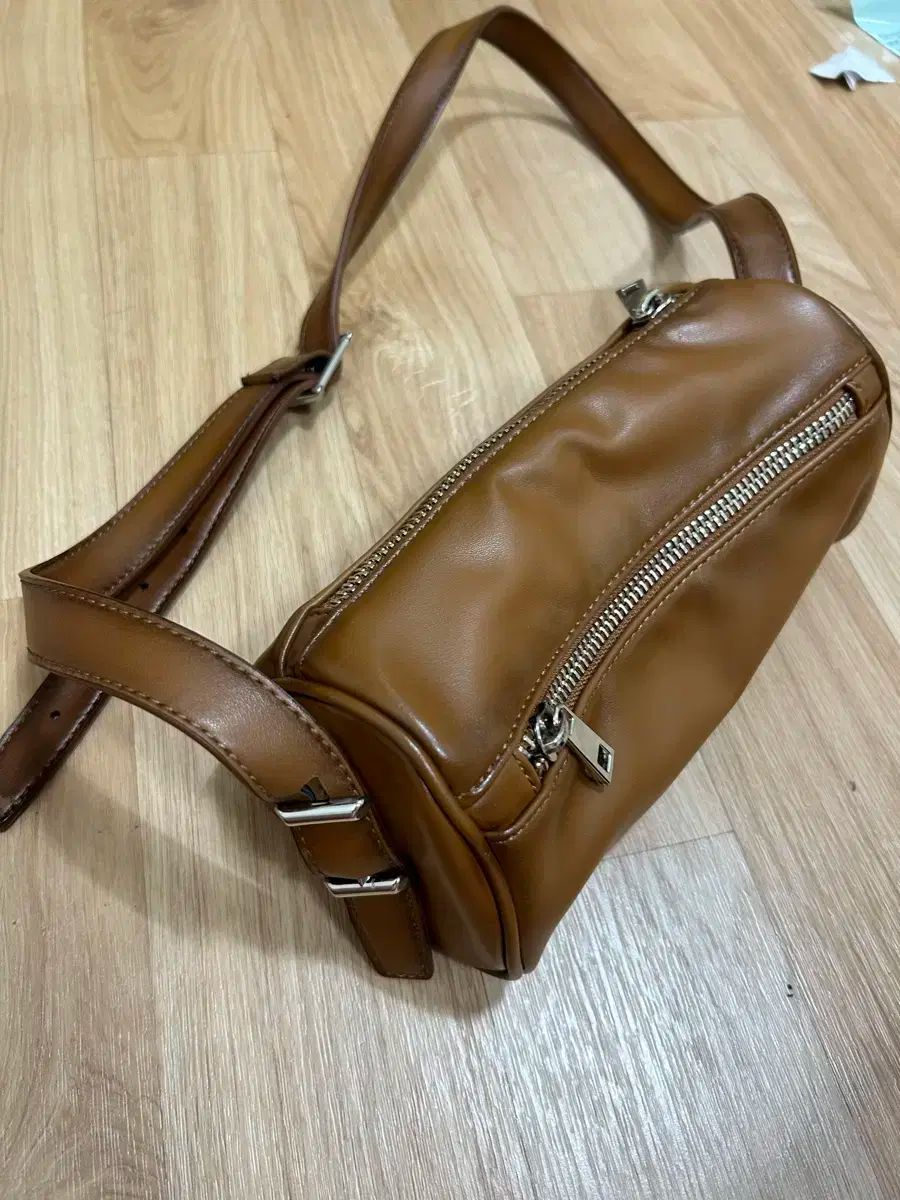 ZARA(ザラ) クロスバッグ チェーンクロスボディバッグ - ブラウン