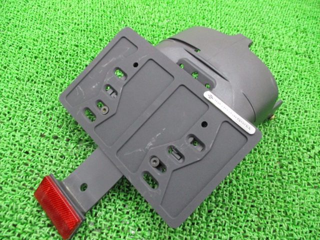 XL883R リアフェンダー 4438 091 ハーレー 純正 中古 バイク 部品 割れ欠け無し コンディション良好 車検 Genuine