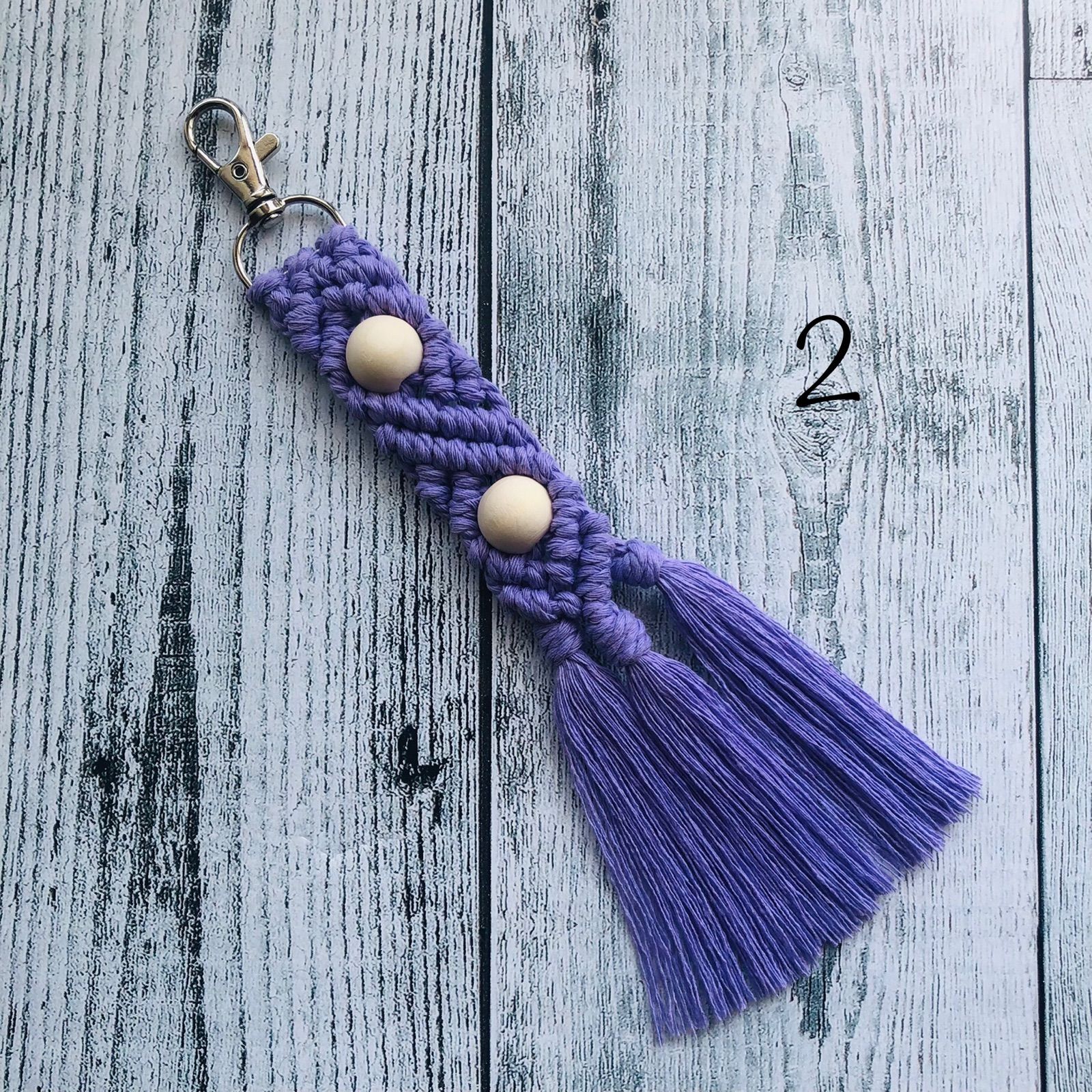 マクラメ編み キーホルダー - メルカリ