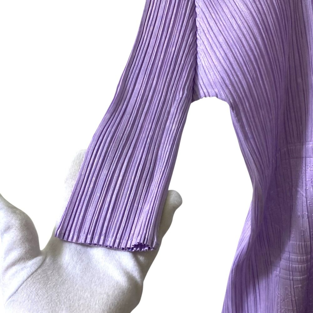  PLEATS PLEASE ISSEY MIYAKE プリーツプリーズ イッセイミヤケ エンボス加工 ブラウス PP 53-JJ 563 サイズ4 パープル レディース 古着 五分袖 七分袖 シャツ ブラウス