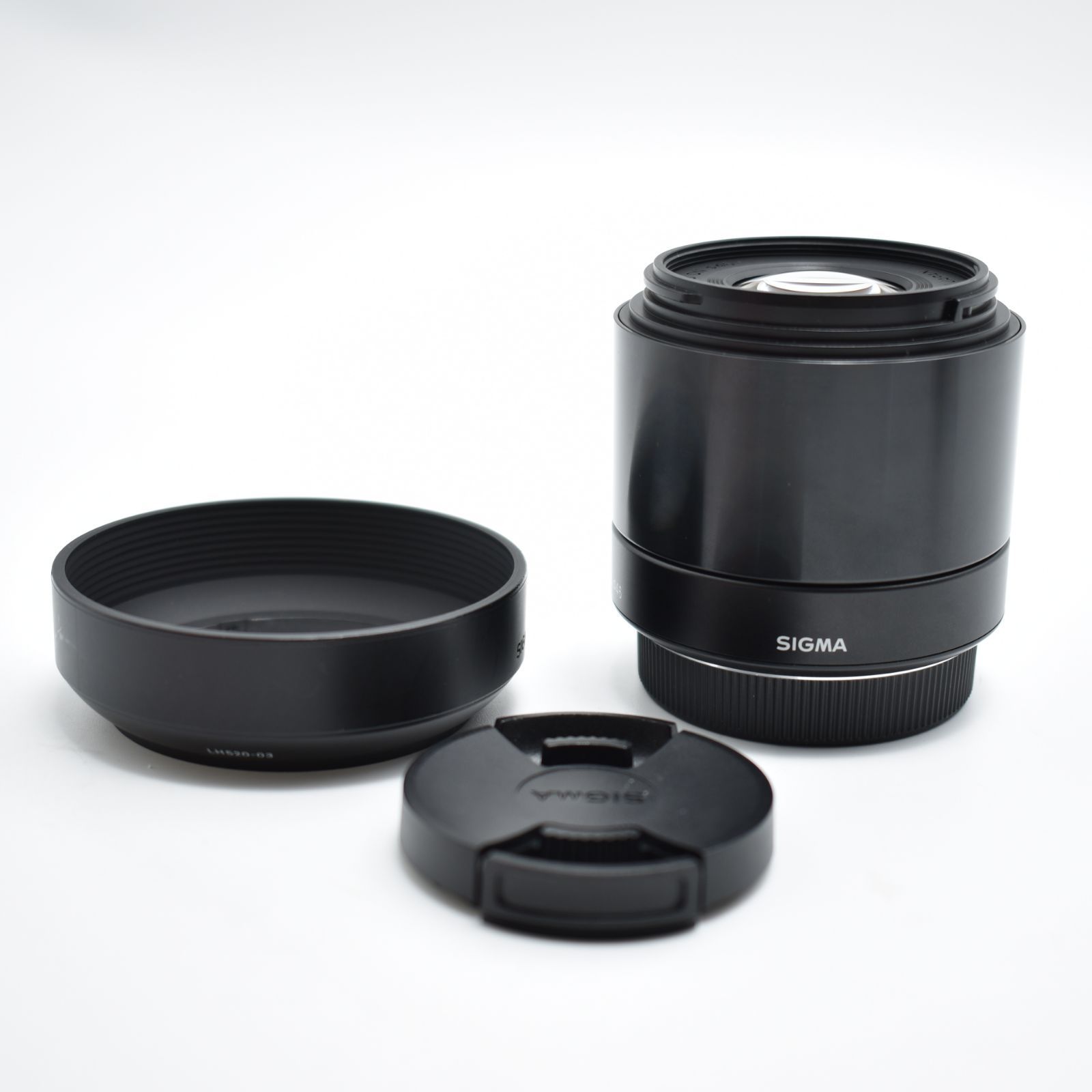B#7742 SIGMA 単焦点望遠レンズ Art 60mm F2.8 DN ブラック B#7742 SIGMA 単焦点望遠レンズ Art 60mm F2.8 DN ブラック