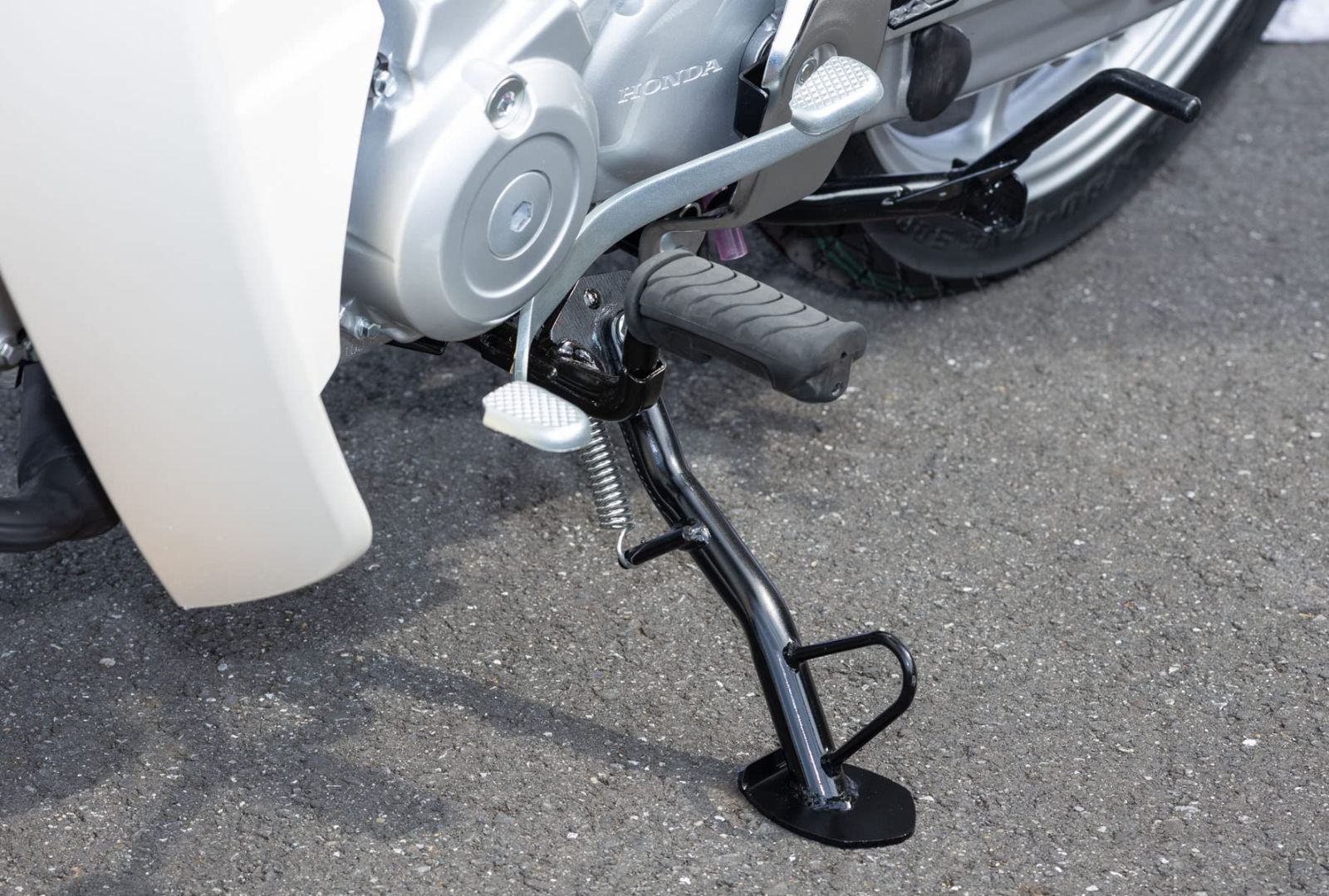 キジマ Kijima バイク サイドスタンド ワイドプレートサイドスタンド 転倒防止 スーパーカブ50|110 スチール製ブラック仕上げ 213-055