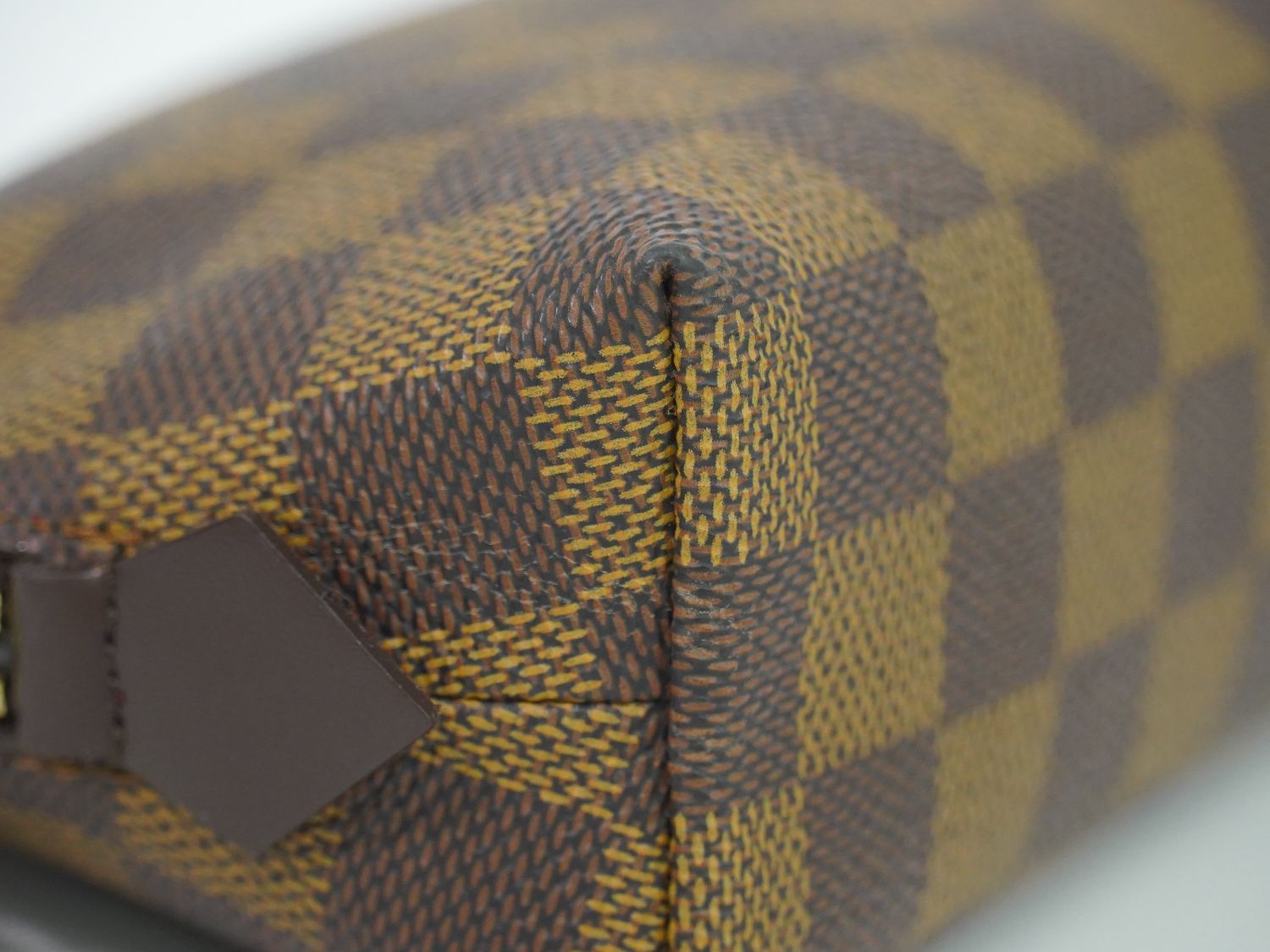 ルイヴィトン　ダミエ　コスメポーチ　化粧ポーチ　N47516 ブラウン ルイヴィトン 化粧ポーチ 新作 Louis Vuitton ポシェット