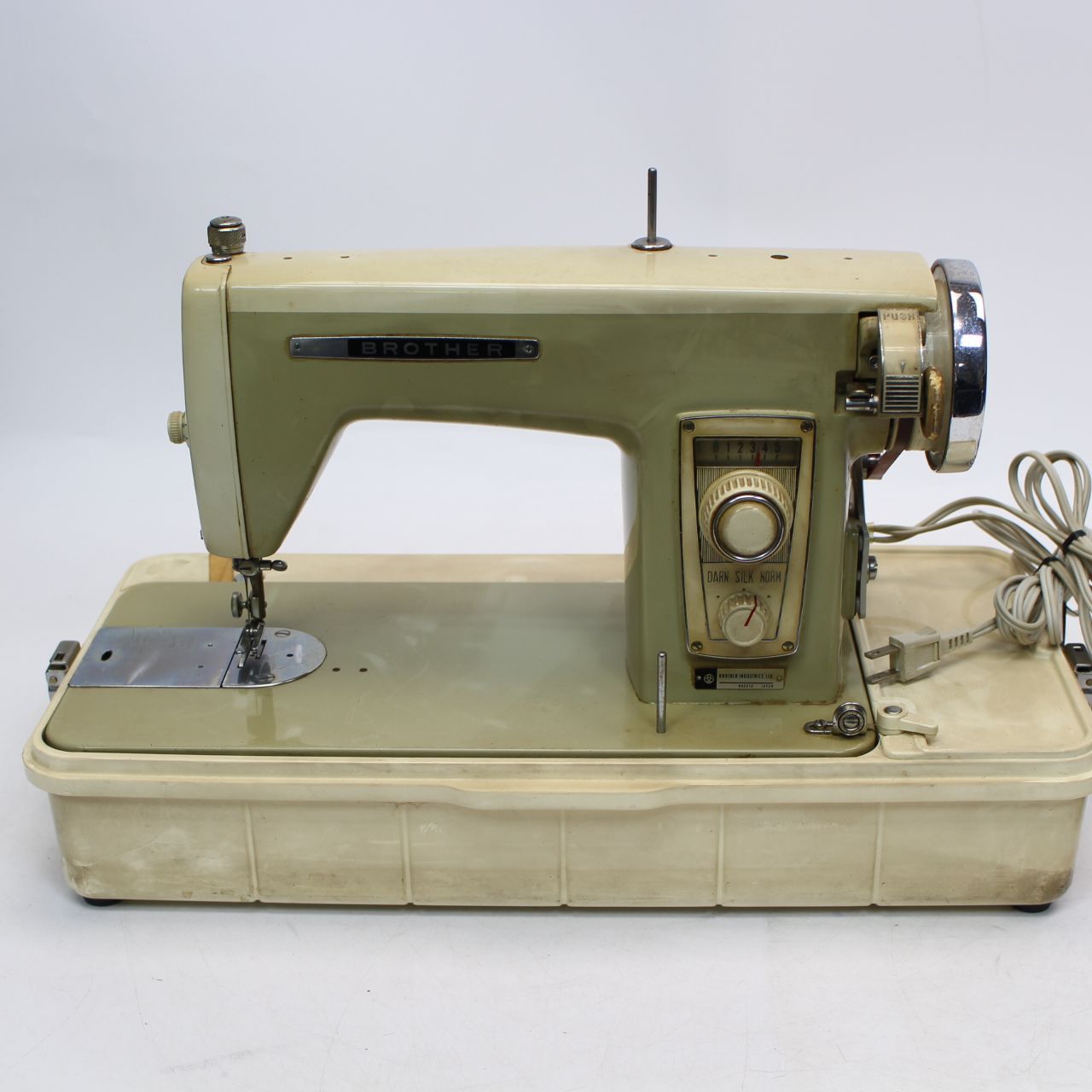 新素材新作 ミシン ブラザー 238)BROTHER HAPPY 昭和レトロ M-1100 TYPE その他