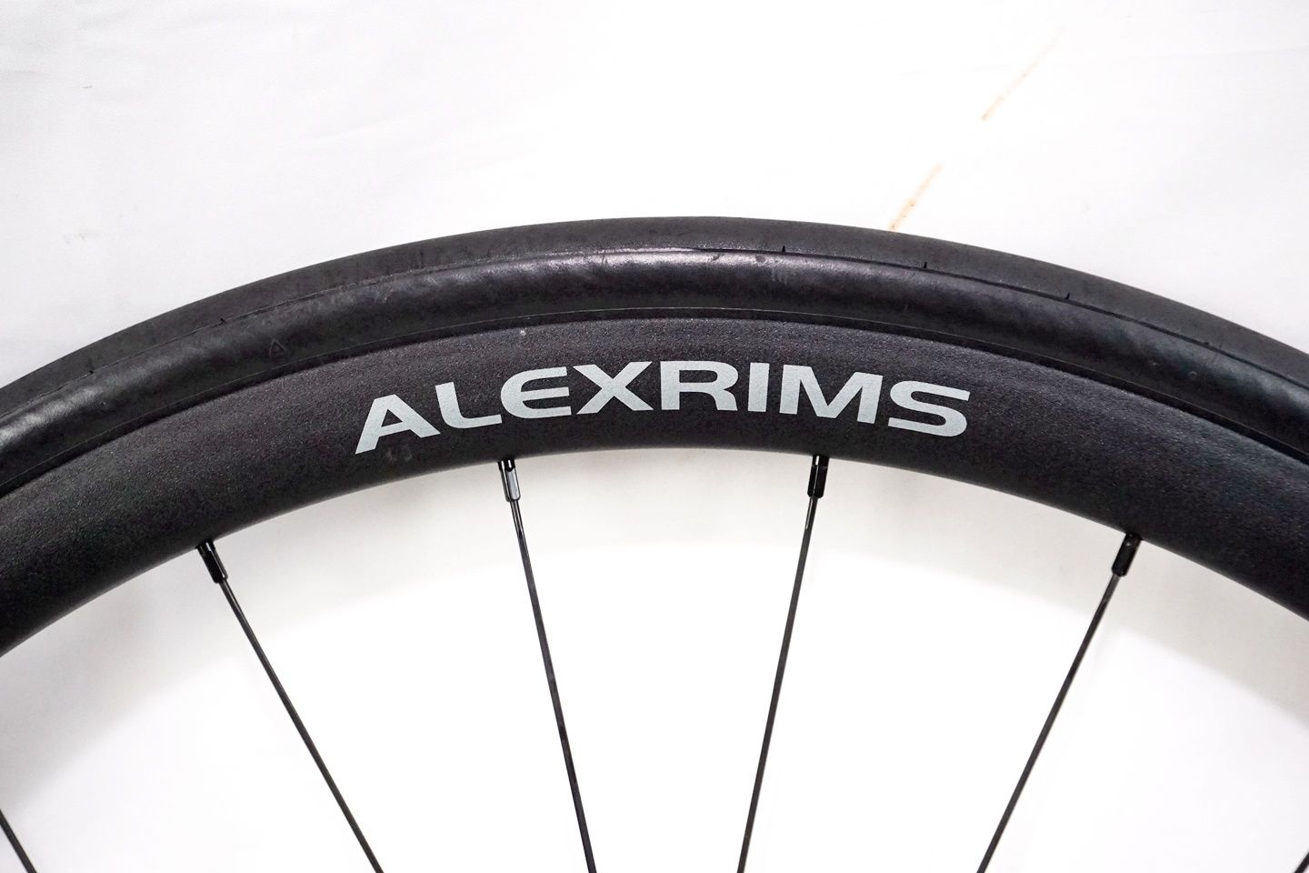 ALEXRIMS RXD2 ホイール ALEXRIMS RXD2 レビュー | レースで勝てる超軽量アルミディスク