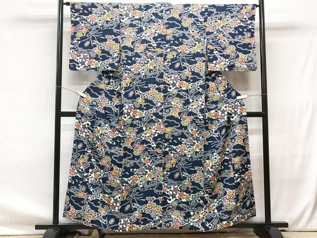 平和屋着物□上質な小紋 型染め 雲取り梅文 やまと誂製 正絹 逸品