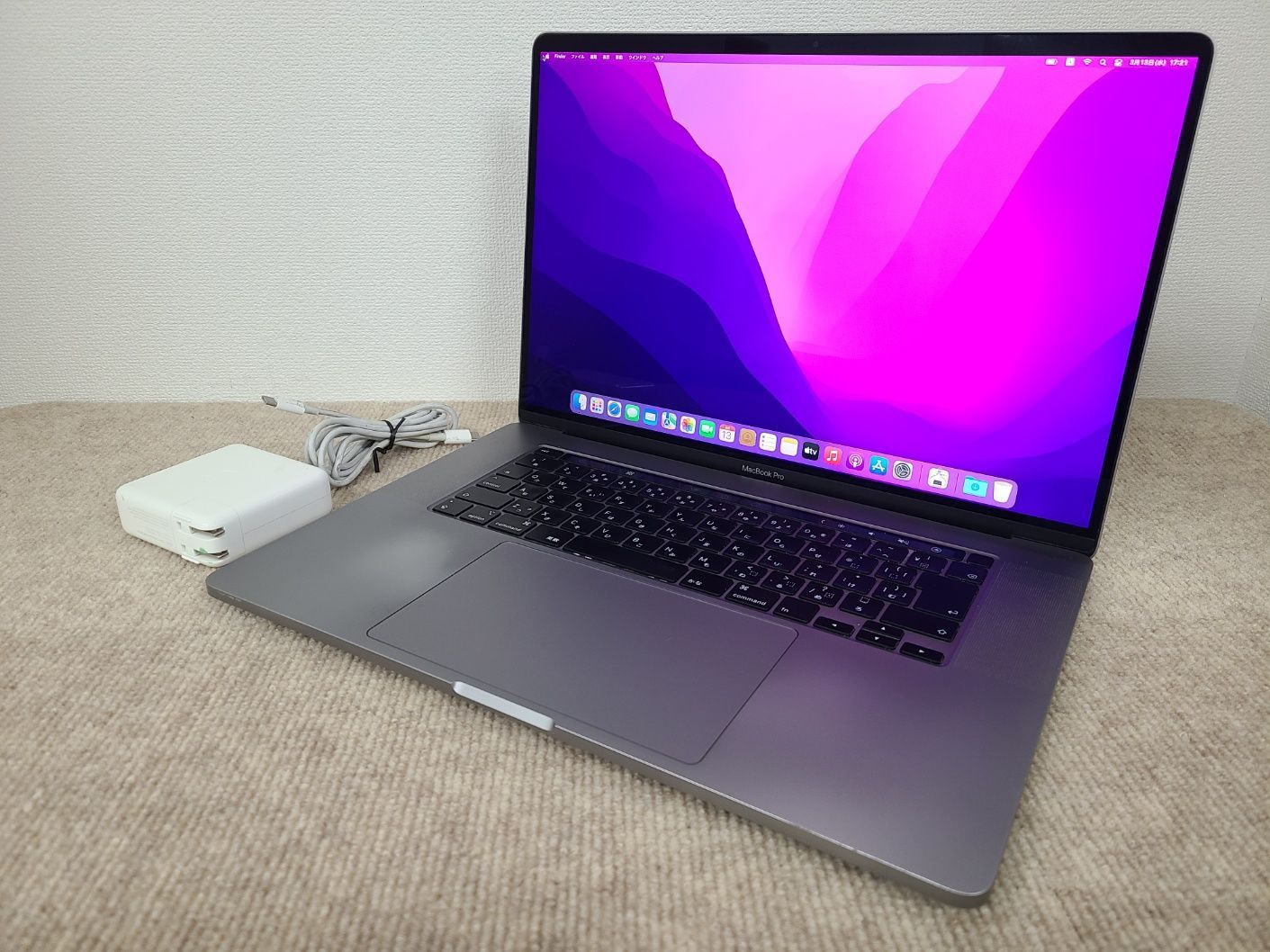 Apple MacBook Pro 16(2019， A2141) Core i7-9750 / 2.6GHz / RAM 32GB / SSD 500GB / Space Gray / AC有 / 動作品 / 充放電回数 : 519